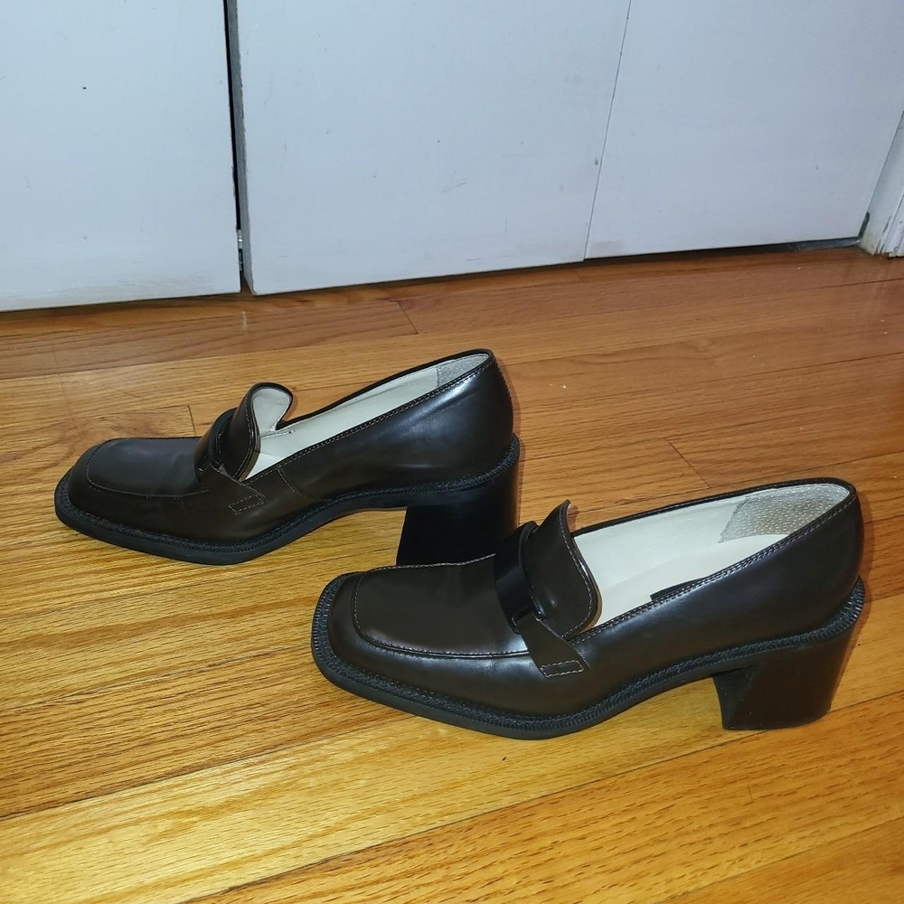 Kenneth Cole Reaction Black Loafers for Women - Picture 2 of 5
